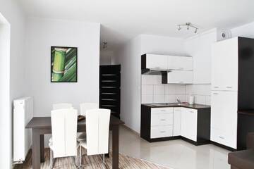 Фото номера Люкс с 1 спальней и диваном-кроватью Апарт-отели Apartamenty Katowice г. Бытом 2