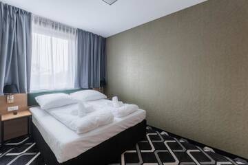 Фото номера Двухместный номер Делюкс с 1 кроватью Отель Hotel Lantier г. Бытом 7