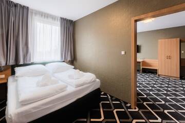 Фото номера Двухместный номер Делюкс с 1 кроватью Отель Hotel Lantier г. Бытом 10
