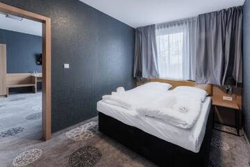 Фото номера Двухместный номер Делюкс с 1 кроватью Отель Hotel Lantier г. Бытом 11