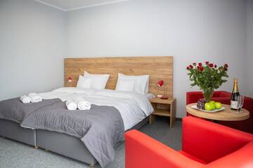 Фото номера Стандартный двухместный номер с 1 кроватью Отель Seven Hotel Bytom - Katowice г. Бытом 6